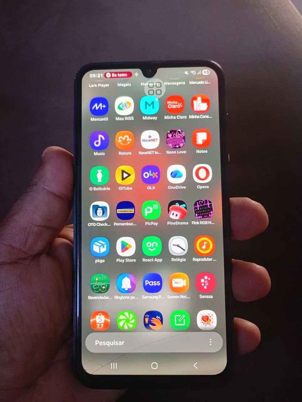 Vende-se um celular a15 semi novo 256 gb - Foto 2