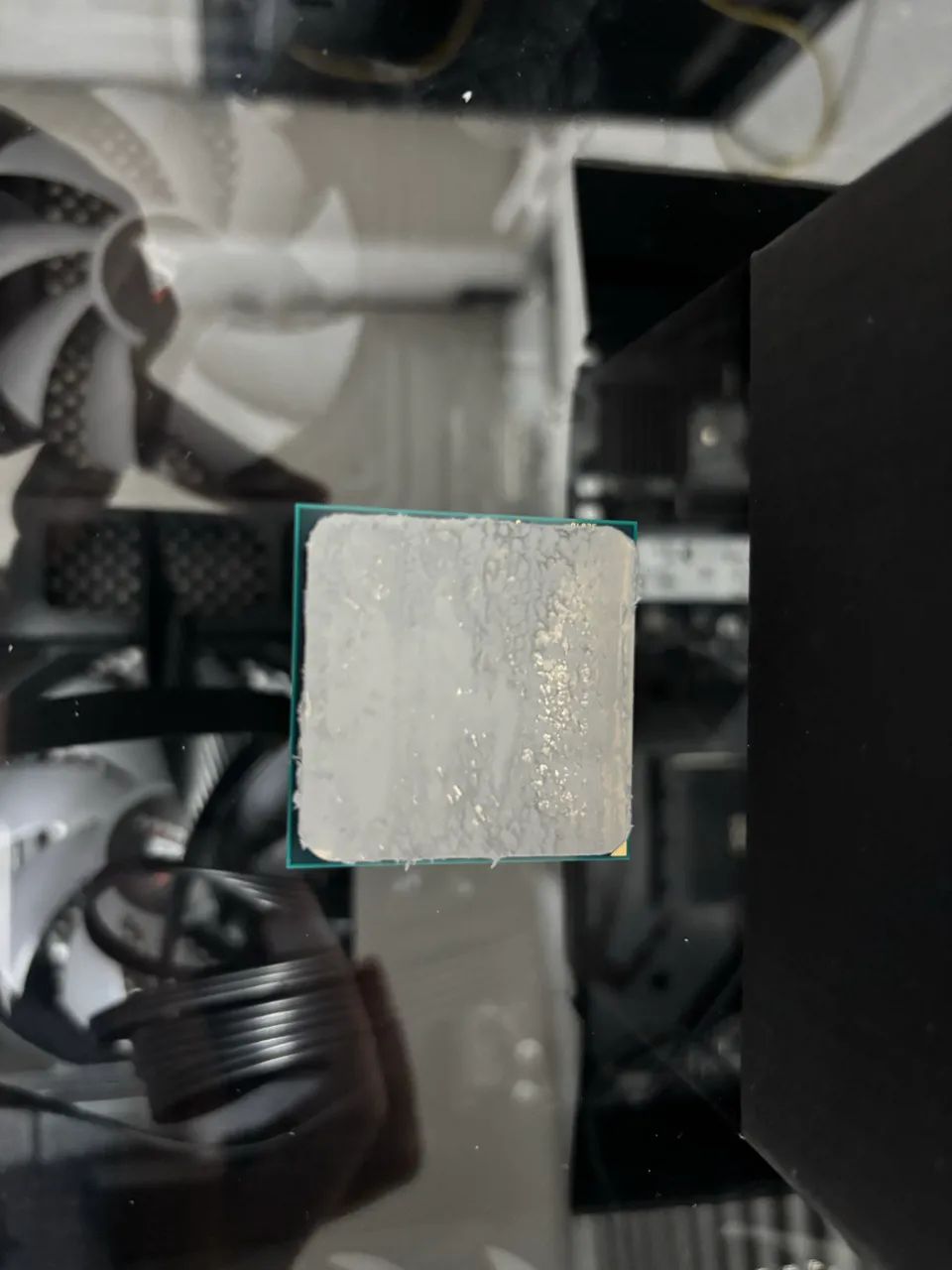 Processador AMD Ryzen 7 5700  - Foto 3