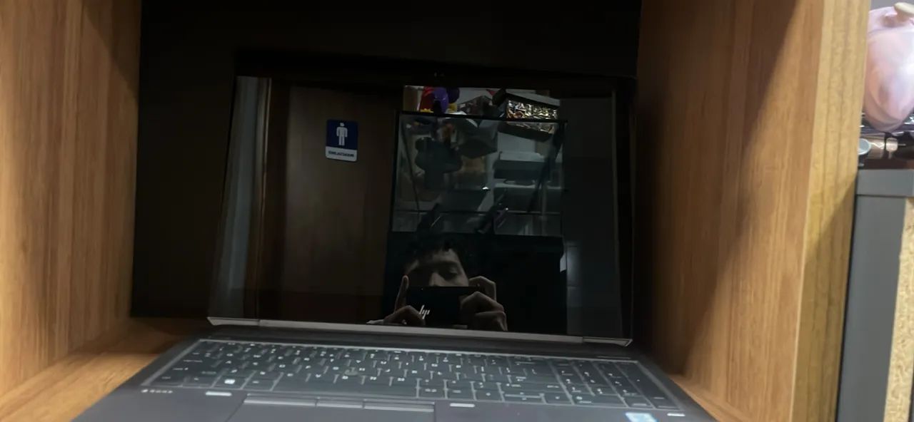 Hp Zbook g5  - Foto 2