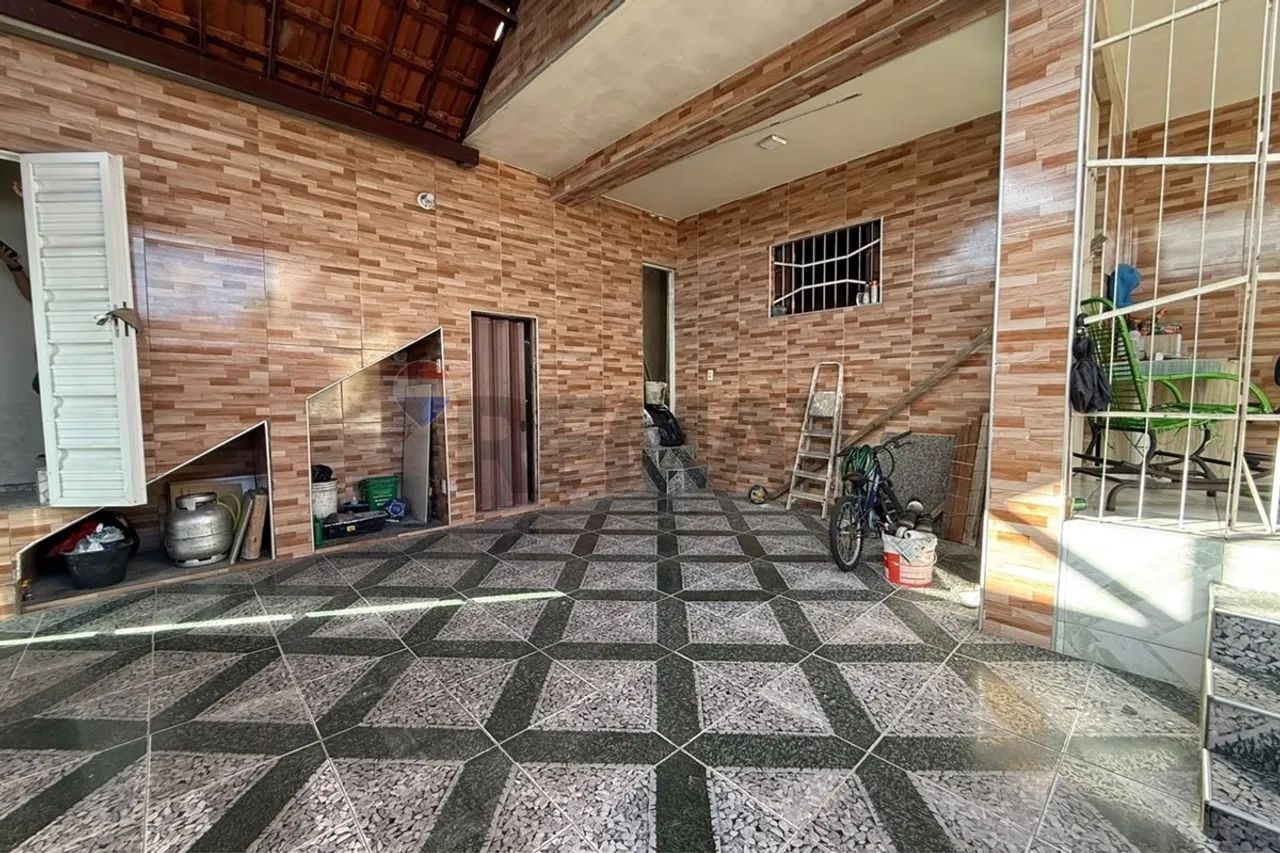 PREDIO COM CASA E DOIS APARTAMENTOS A VENDA NAS MALVINAS - Foto 4
