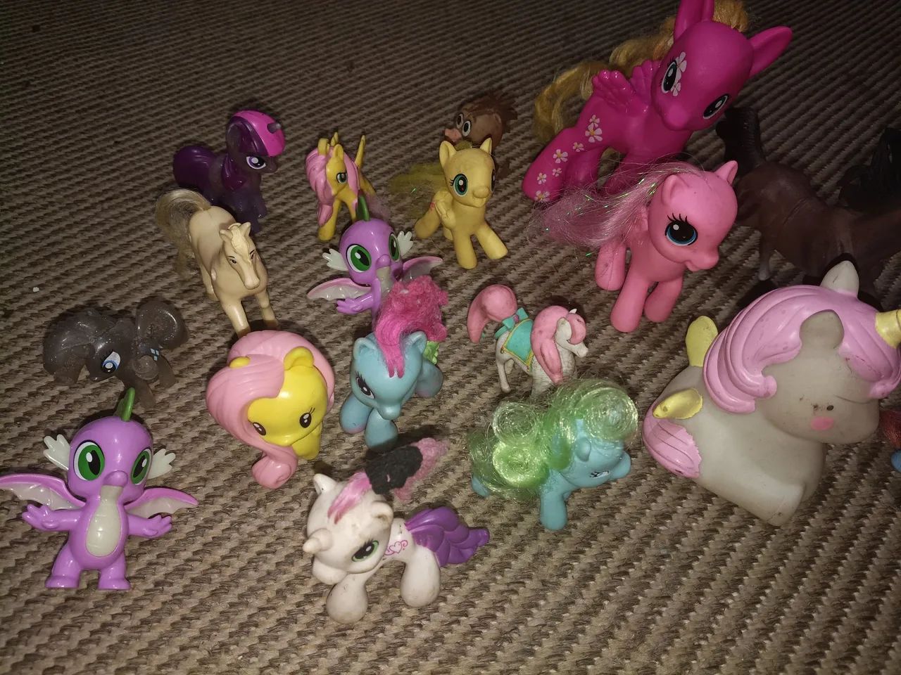Brinquedos Pôneis diversos . Kit com 18 peças. - Foto 2