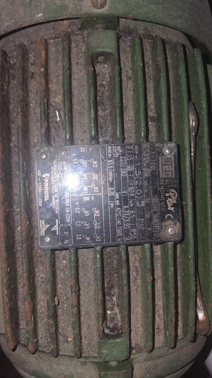 Motor Elétrico Trifásico WEG