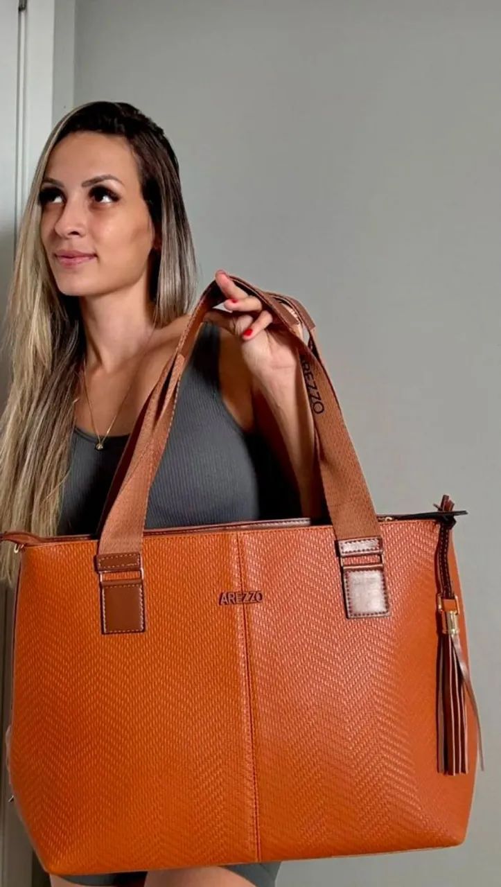 Bolsa Feminina Estilo Grande Premium - Elegante, Espaçosa e Moderna - Foto 5