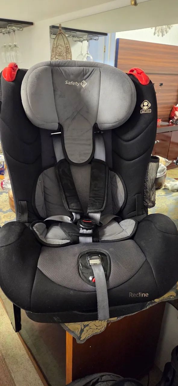 Cadeirinha bebê auto
