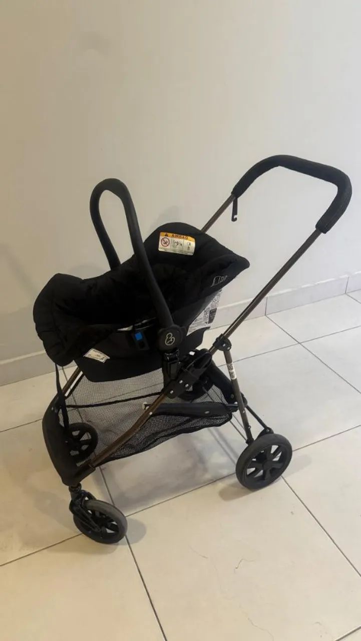 Vendo Carrinho de Bebê Completo - R$650,00 - Foto 3