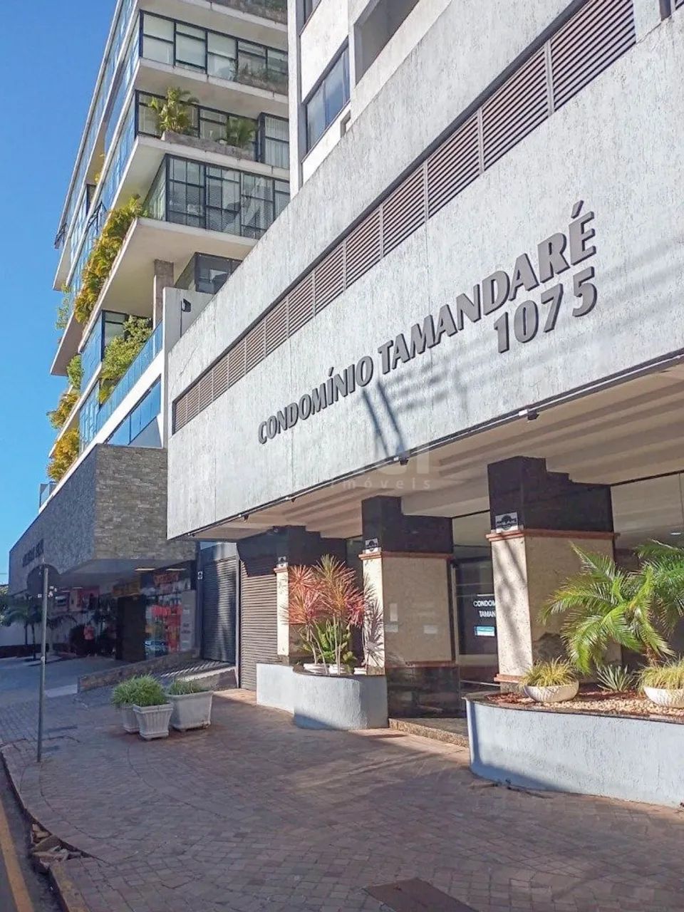 Sala comercial para locação - Rua Teixeira Soares (Centro)