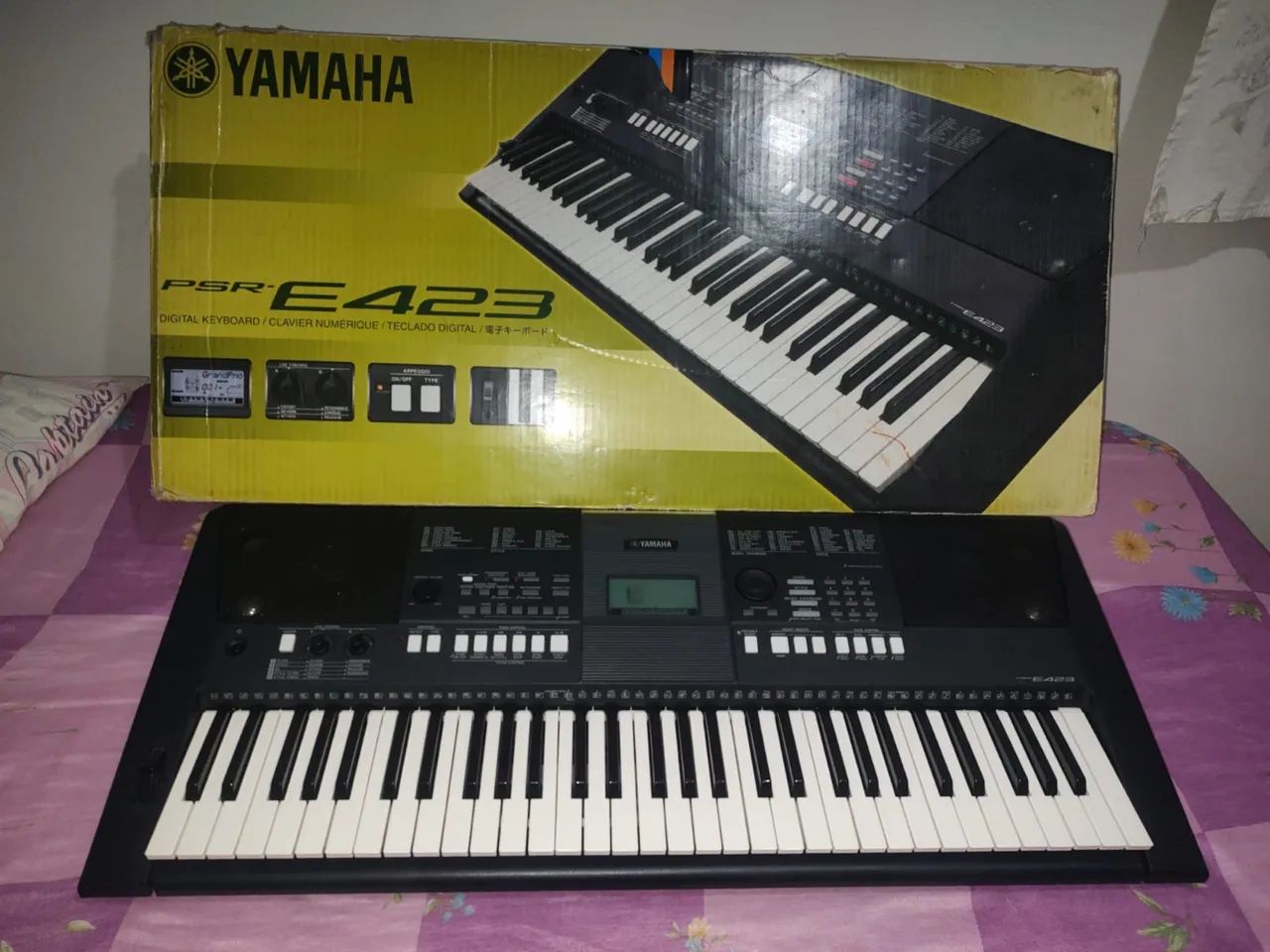 Teclado Yamaha PSR E423