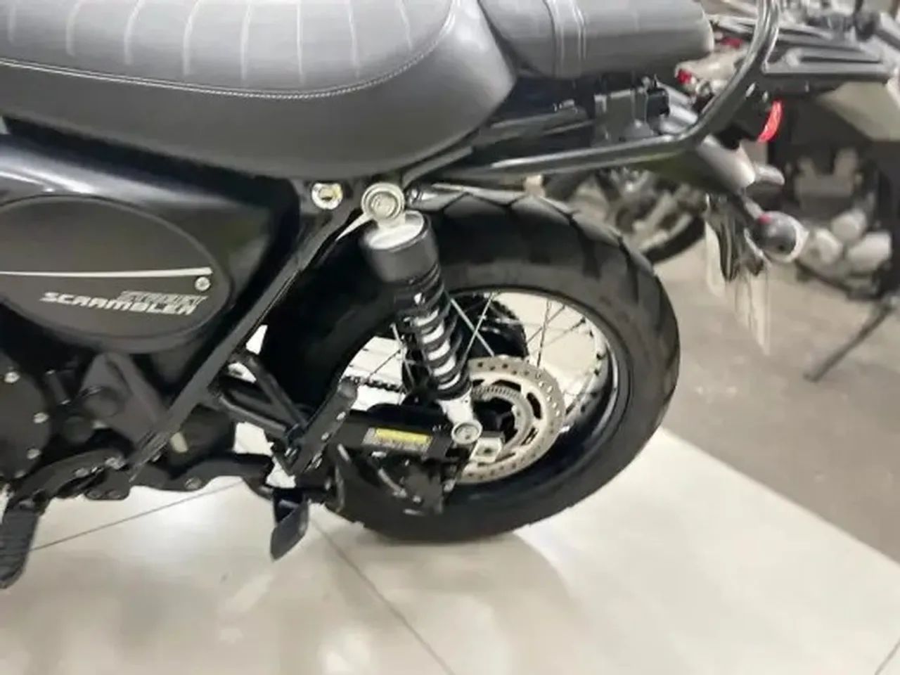 TRIUMPH STREET SCRAMBLER - Foto 5