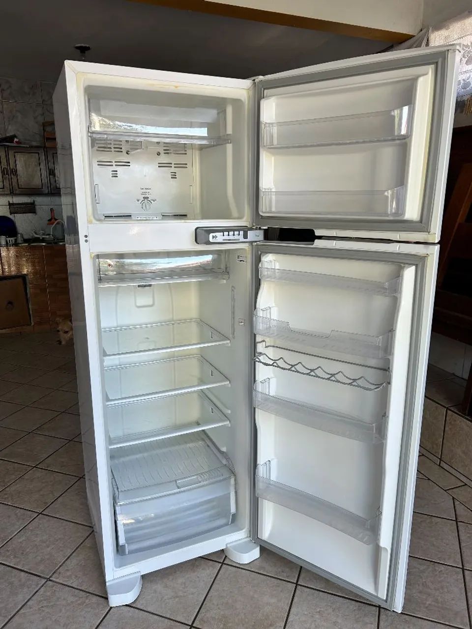 Geladeira Brastemp Frost Free  - Foto 4