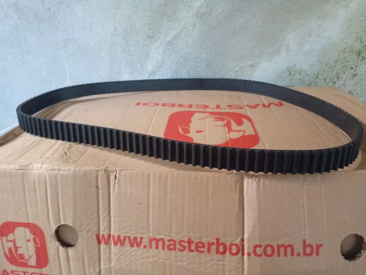 Vendo correi dentada da PAGERO , TR4 , L200 OU QUALQUER CARRO DA MITSUBISHI 