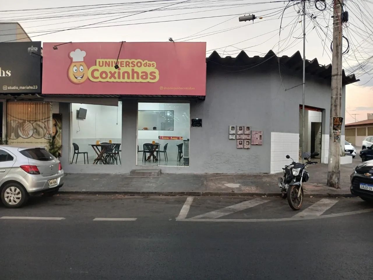 Salas Comerciais e uma Casa rendendo R$ 11.000,00 - Foto 2