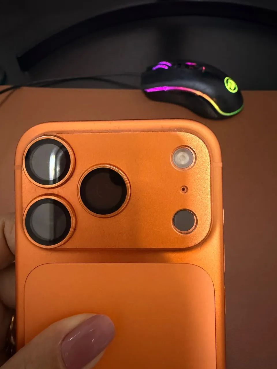 iPhone 17 pro laranja  - Foto 3