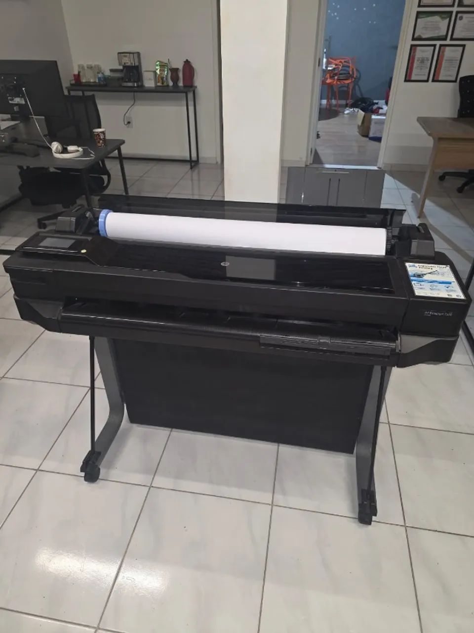 IMPRESSORA PLOTTER HP T520 USADO - Foto 2