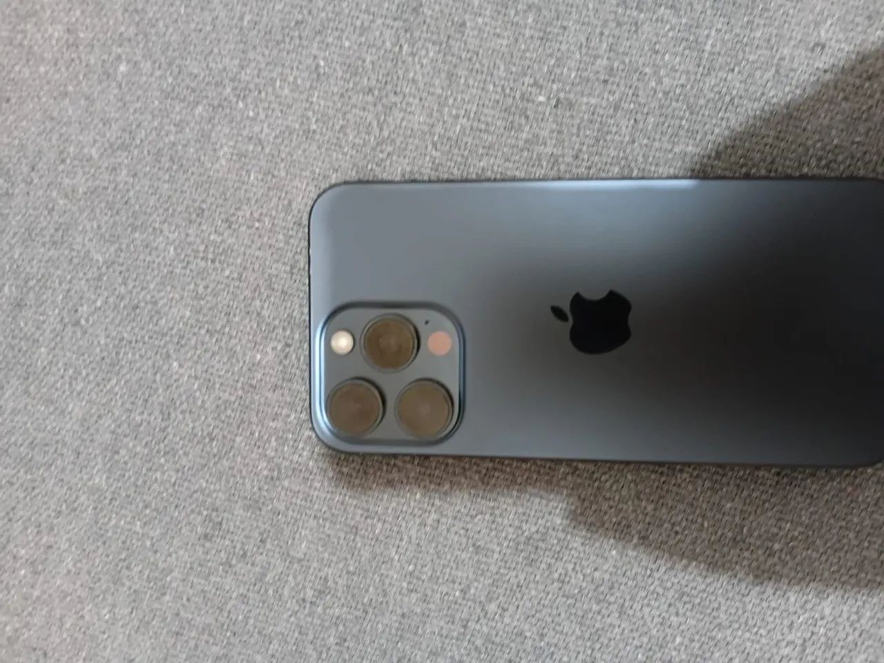 Vende-se iPhone 15 pro Max 512 