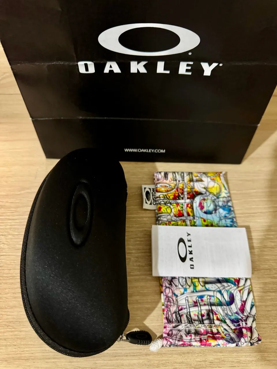 Case original Oakley 