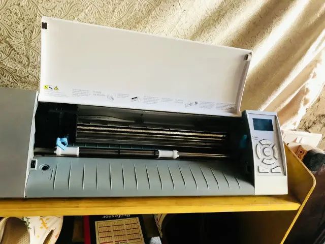 Silhouette cameo 1 plotter de recorte 