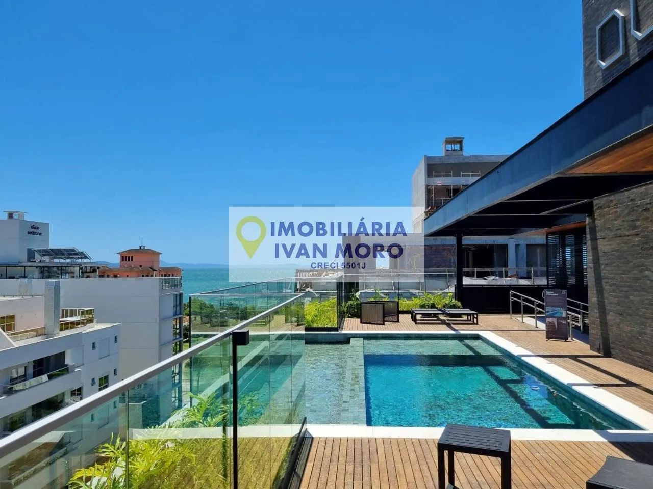 Apartamento à venda em Jurerê - Florianópolis
