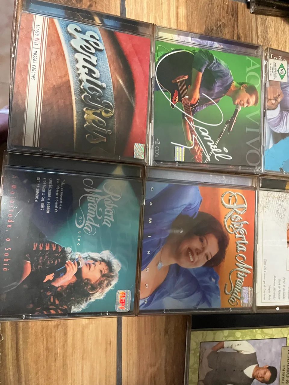 coleção de CDs de música dos anos 90
