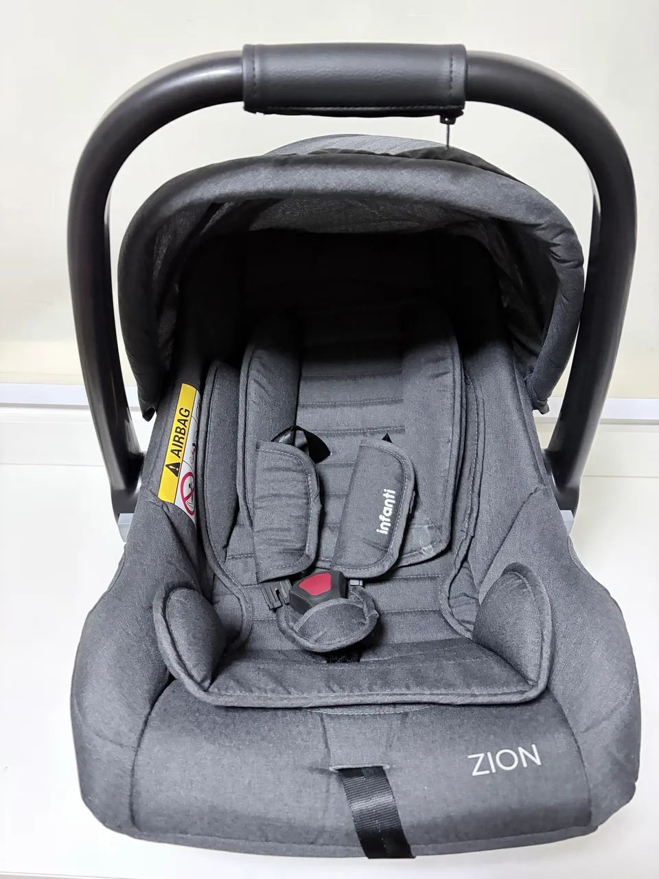 Bebê conforto zion sem base preto - marca Infanti  - Foto 2