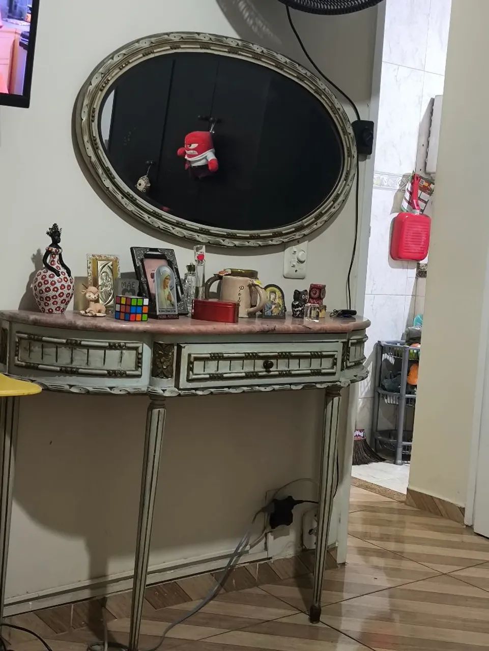 Penteadeira chipandele perfeito estado 