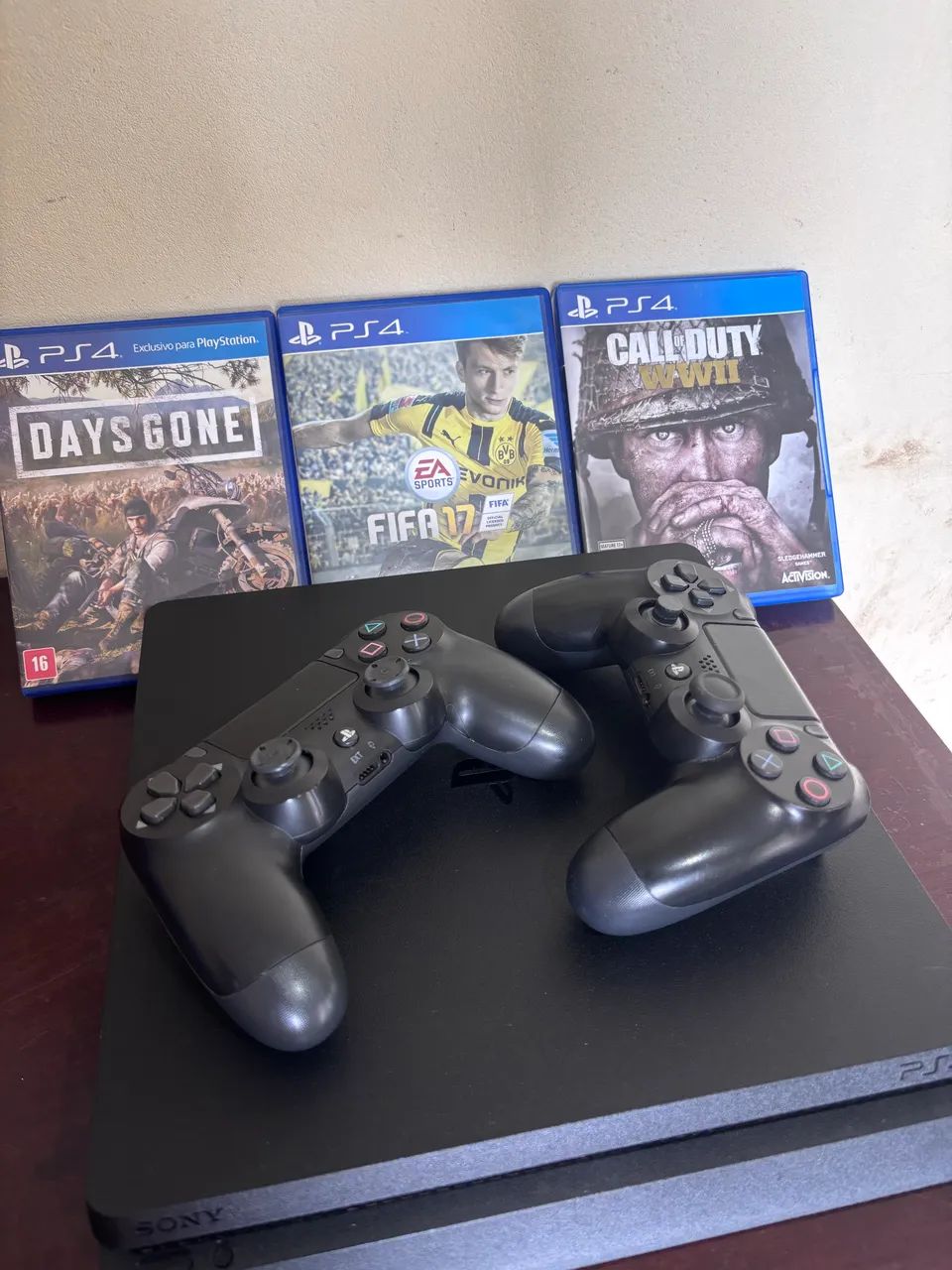 PS4 SLIM - 3 jogos CD - Foto 3