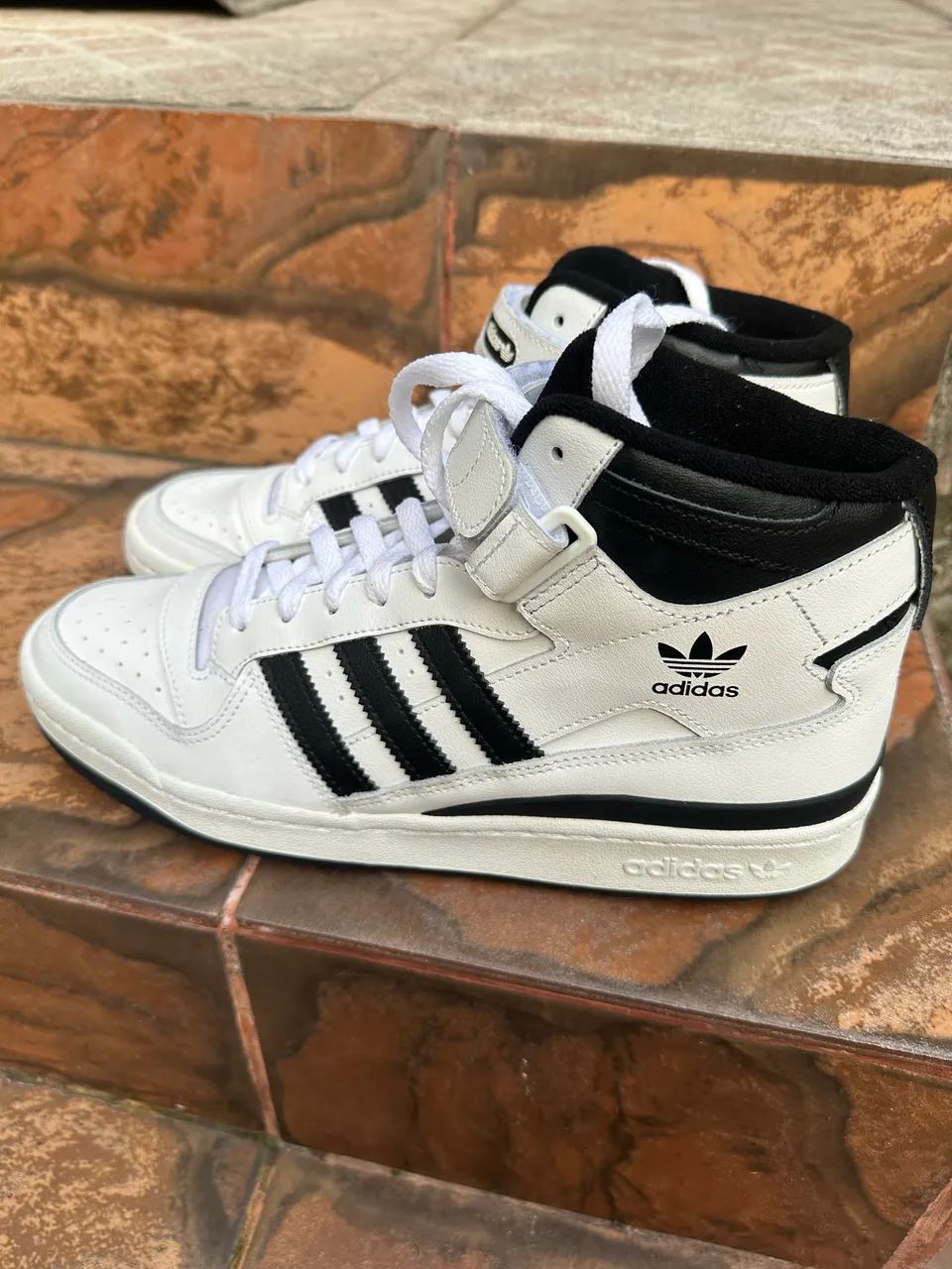 Tênis Adidas Forum Mid