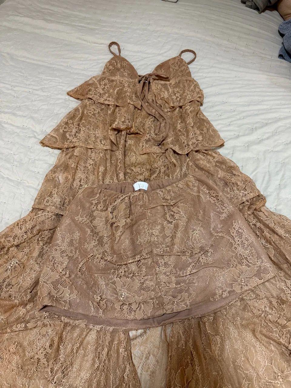 Vestido com saia de marca renda  - Foto 2