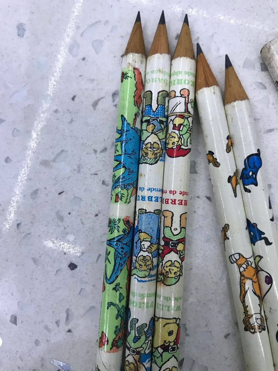 Lápis antigo Faber Castell e Labra anos 80/90 Dinossauros e Duendes  - Foto 3
