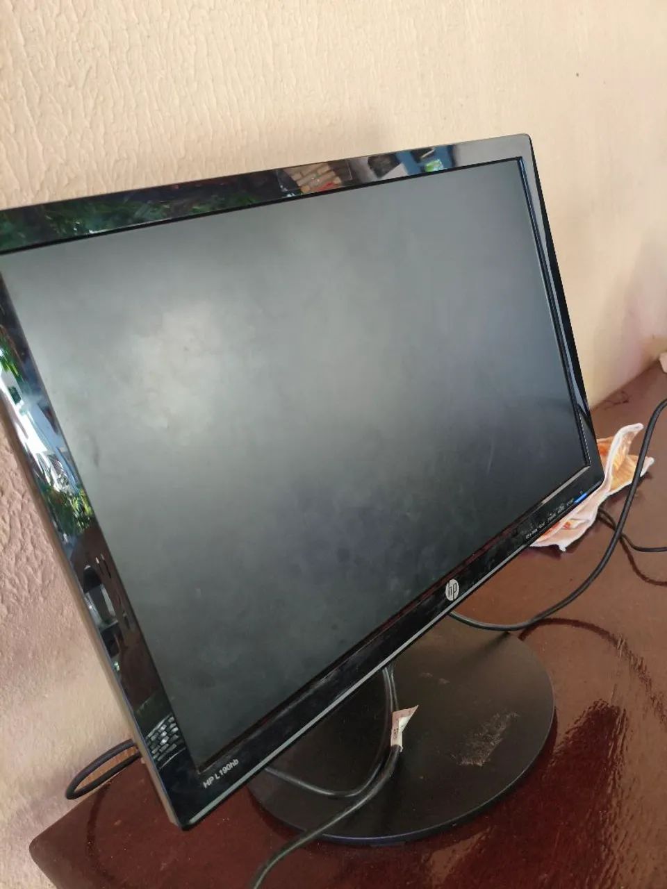 Monitor 20 plogeladas semi novo