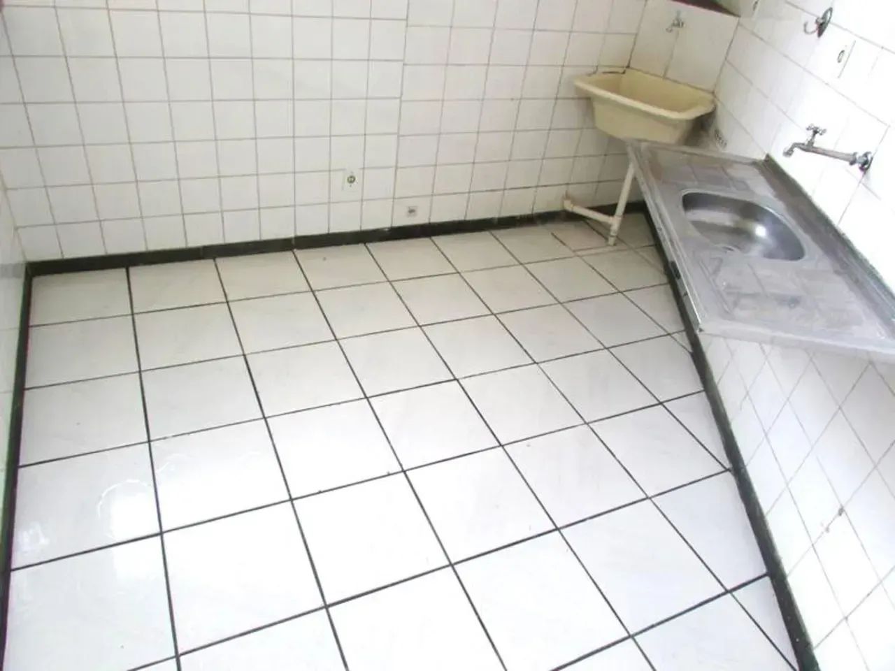 CASA NO NOVA CAHOEIRINHA/PARTE TÉRREA - ALUGUEL - Foto 4