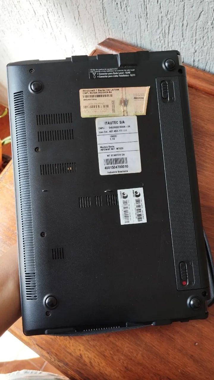 Vendo Netbook Itautec Infoway W7020  - Foto 3