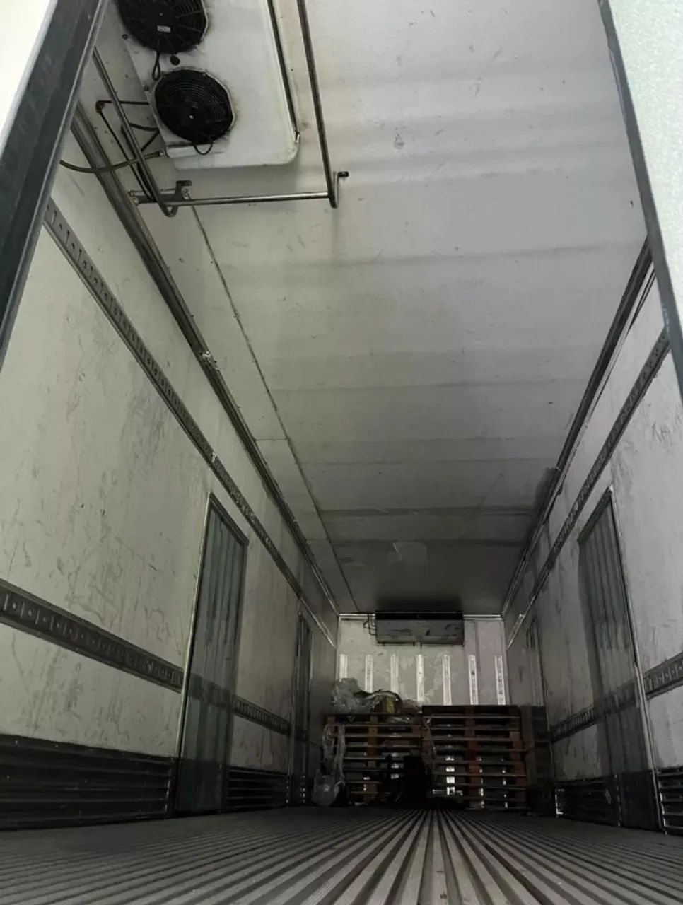 Scania P-310 Baú Refrigerado 2015. - Foto 4