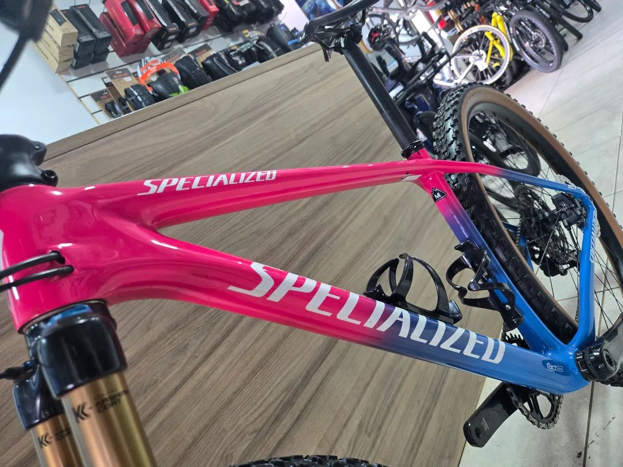 Specialized Epic Carbom M - 2020 - Foto 2