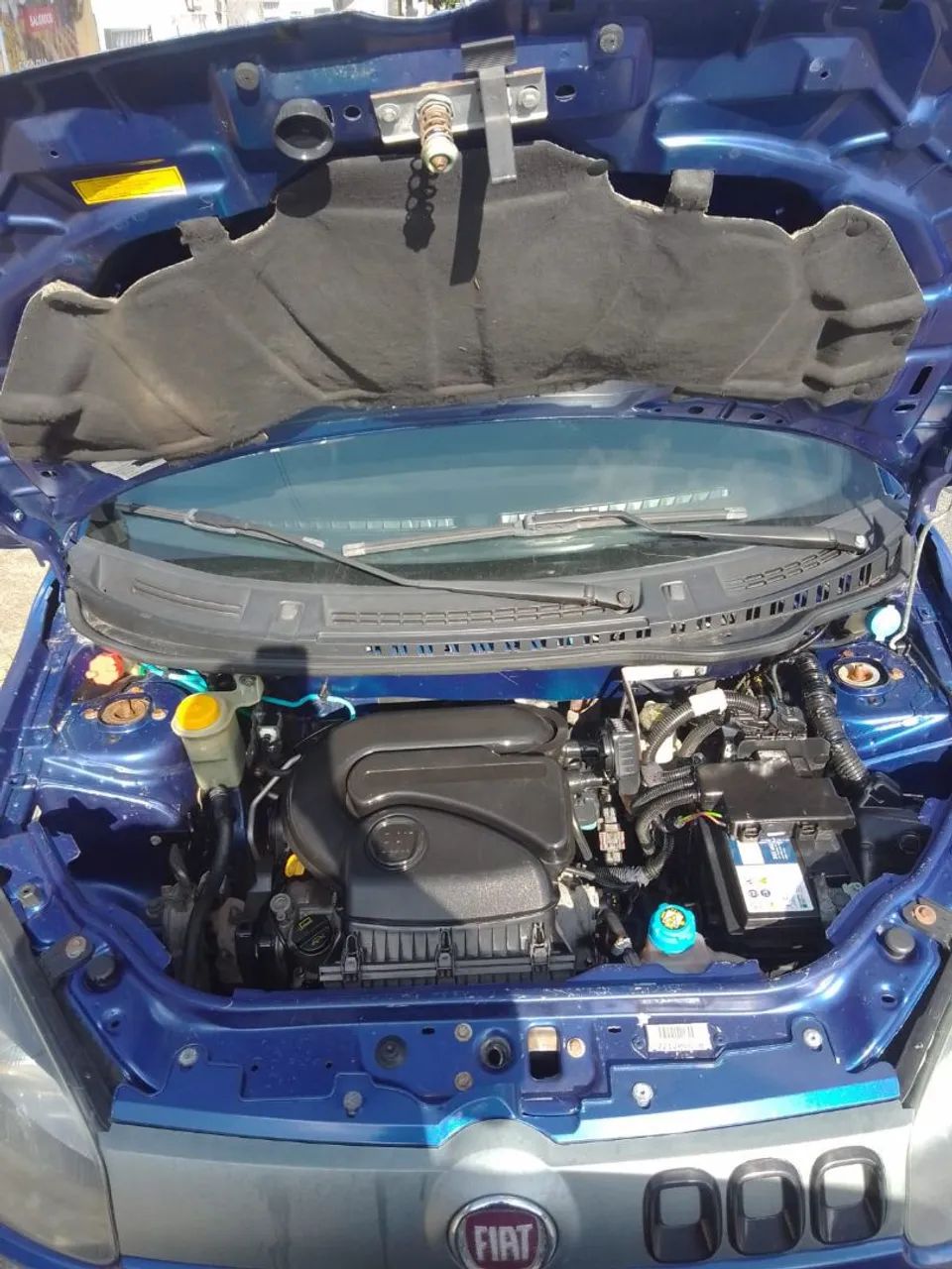 Fiat Uno Sporting Dualogic 1.4 EVO Flex 8V 4P 2015 - Foto 4