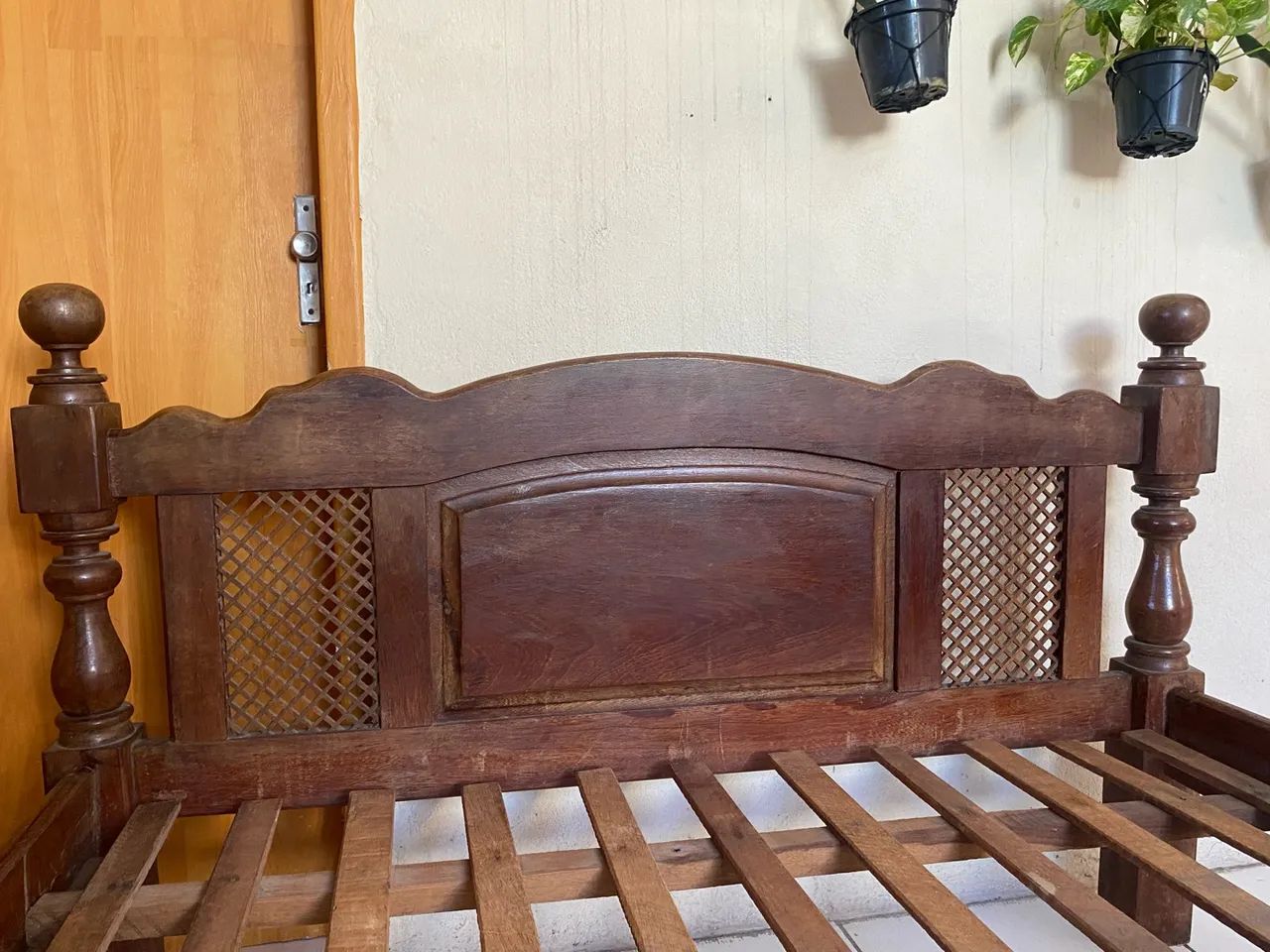 CAMA DE MADEIRA COLONIAL - Foto 4