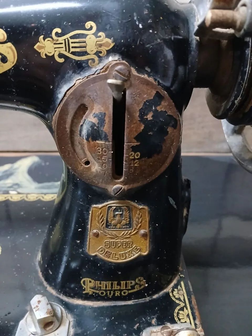 Maquina De Costura Antiga Philips para decoração  - Foto 3