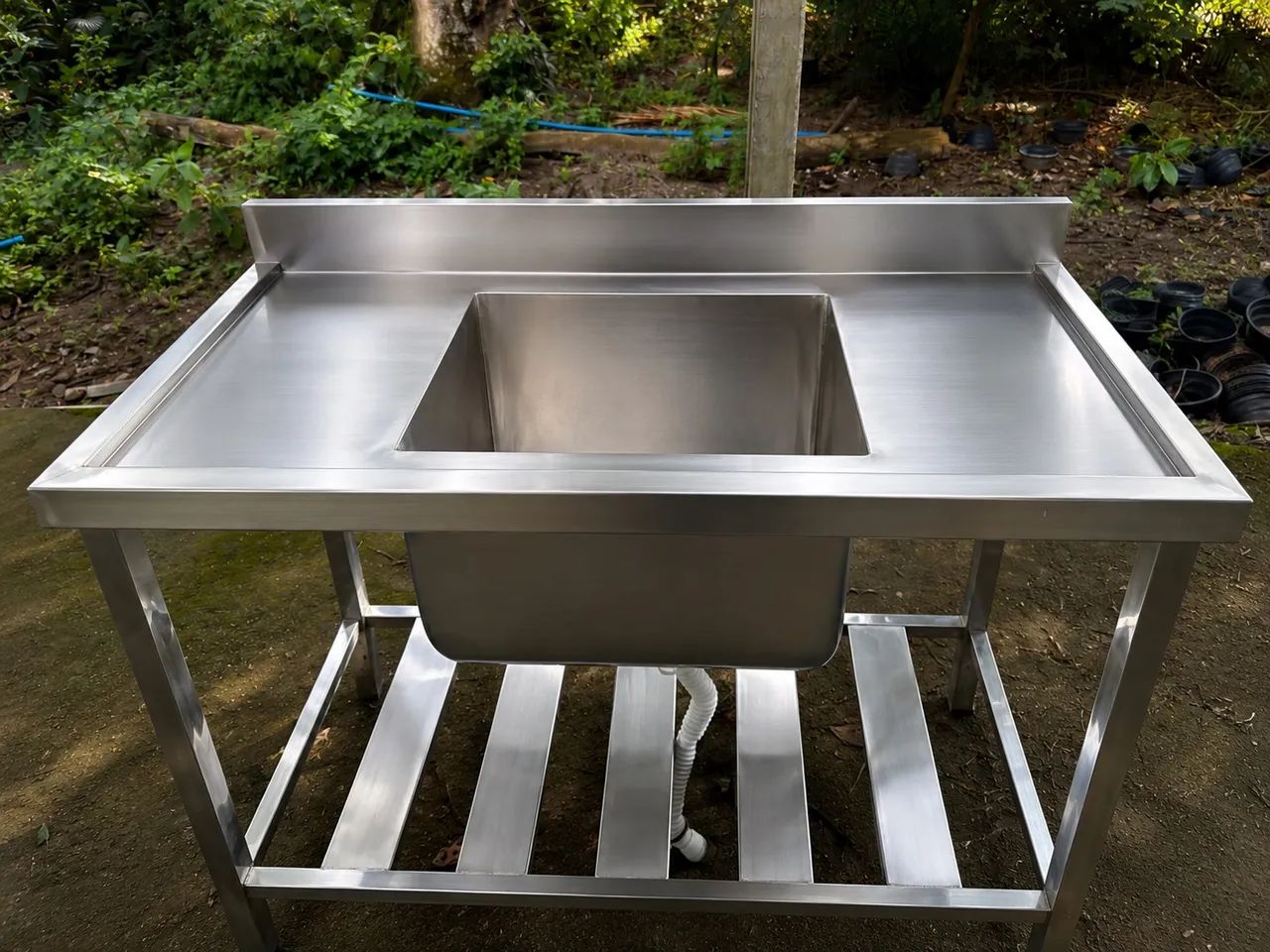 Bancada de inox(AÇO 304) com pia - Foto 2
