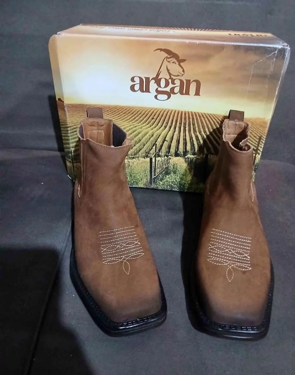 Bota tamanho 42 - Foto 2