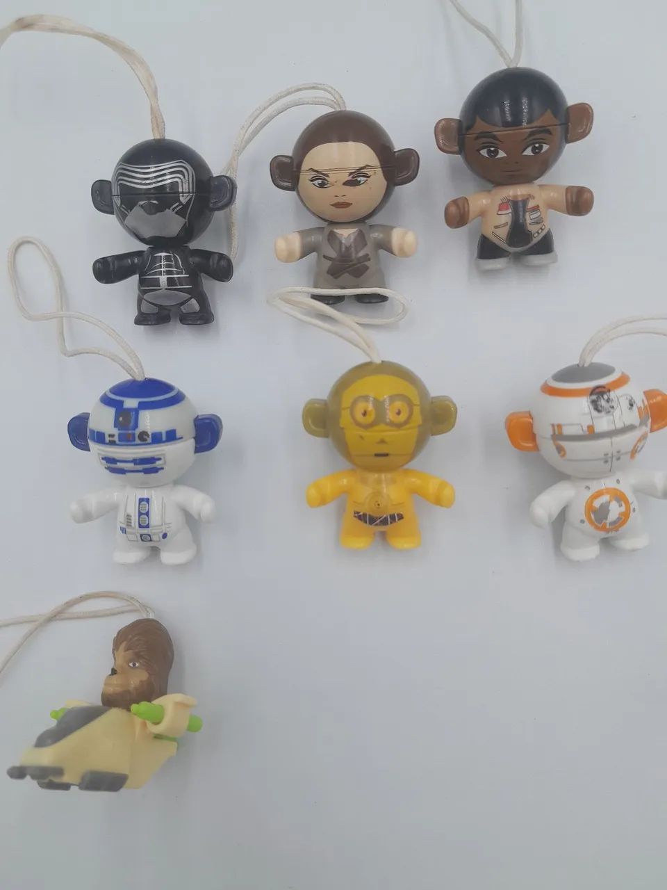 Coleção star wars miniaturas kinder ovo - Foto 2