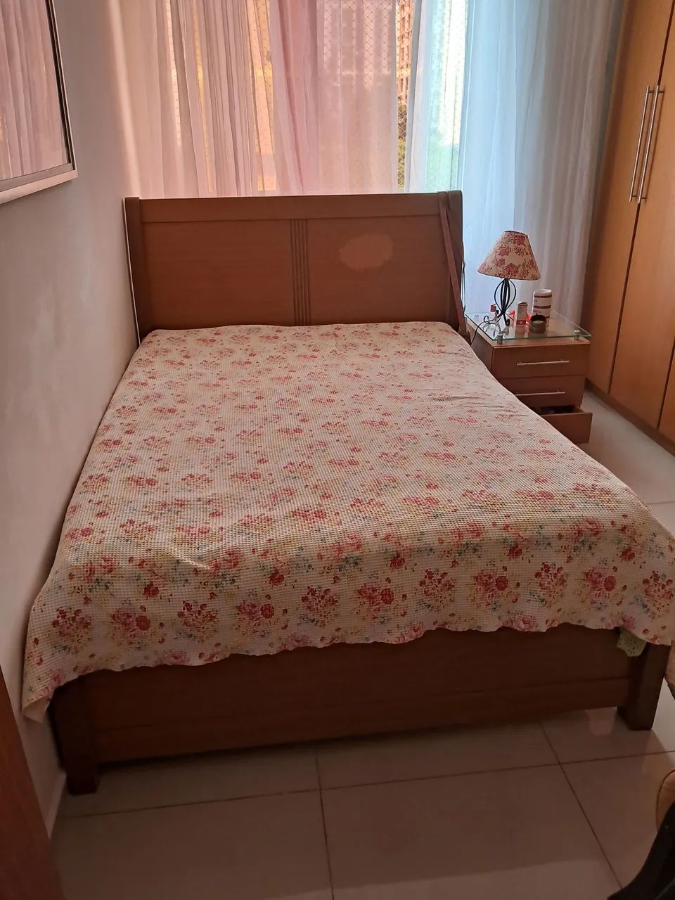 Cama de Casal com colchão. - Foto 2