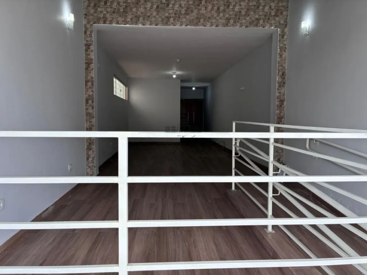 Oportunidade - Ponto Comercial - Jacareí - Centro - 68,60m². - Foto 3