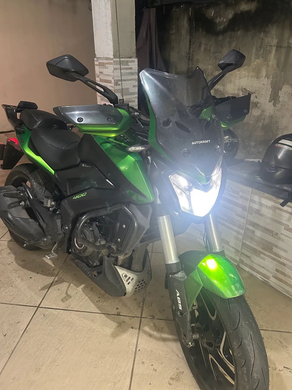 Bajaj Dominar 400 - Foto 2