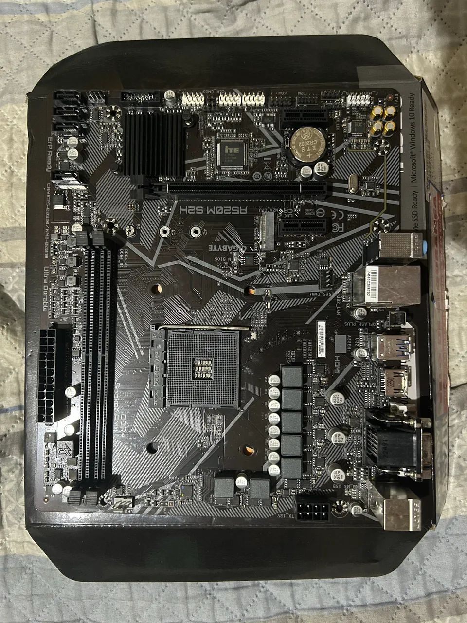 Placa-Mãe Gigabyte A520M S2H