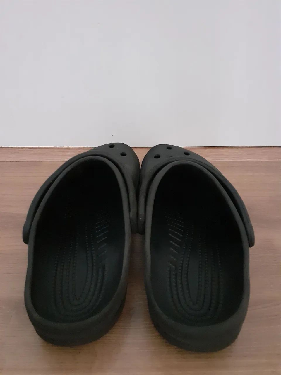 Crocs classic preto  - Foto 2