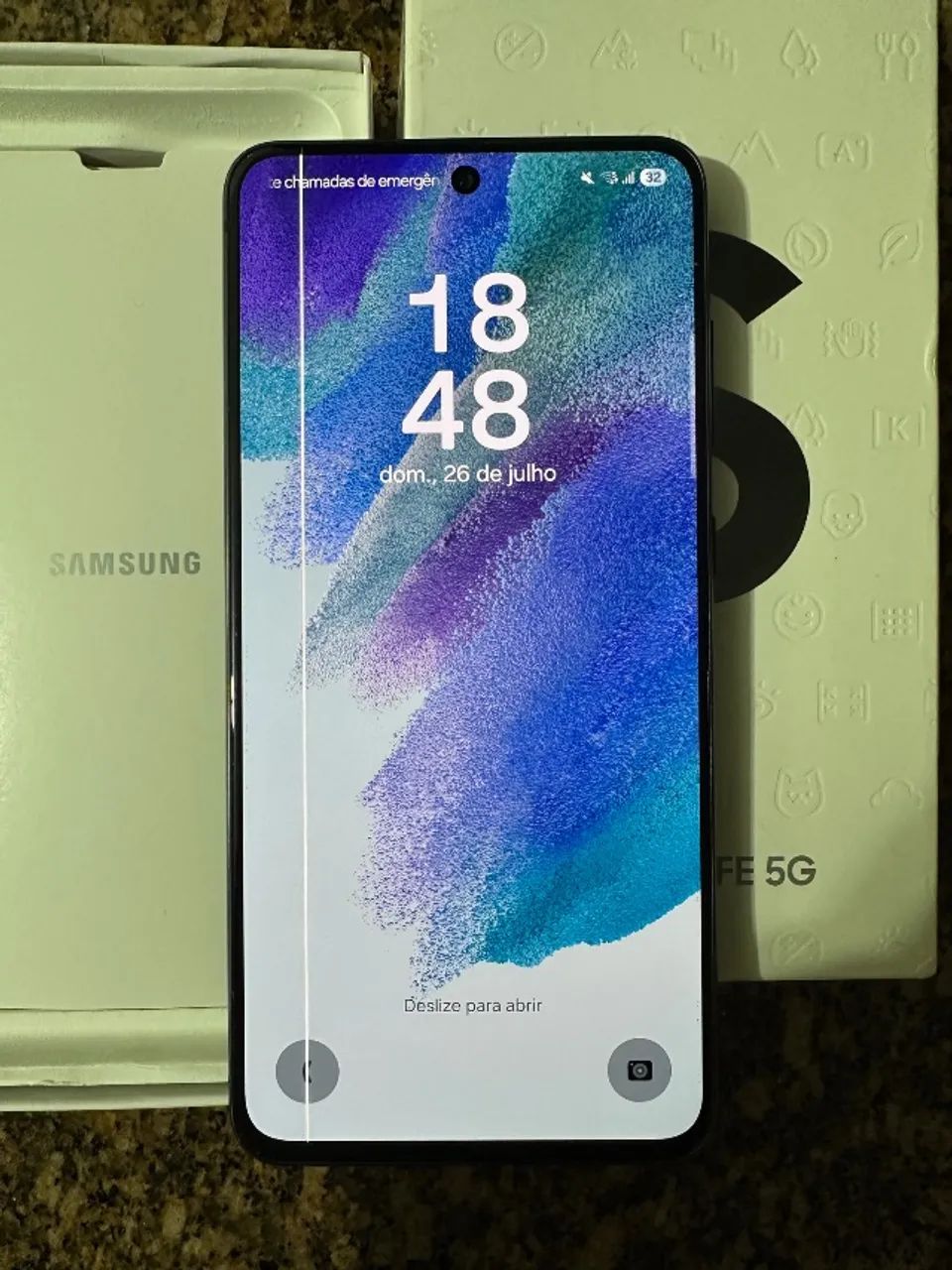 Samsung Galaxy S21 FE 5G 128 GB (com detalhe na tela)