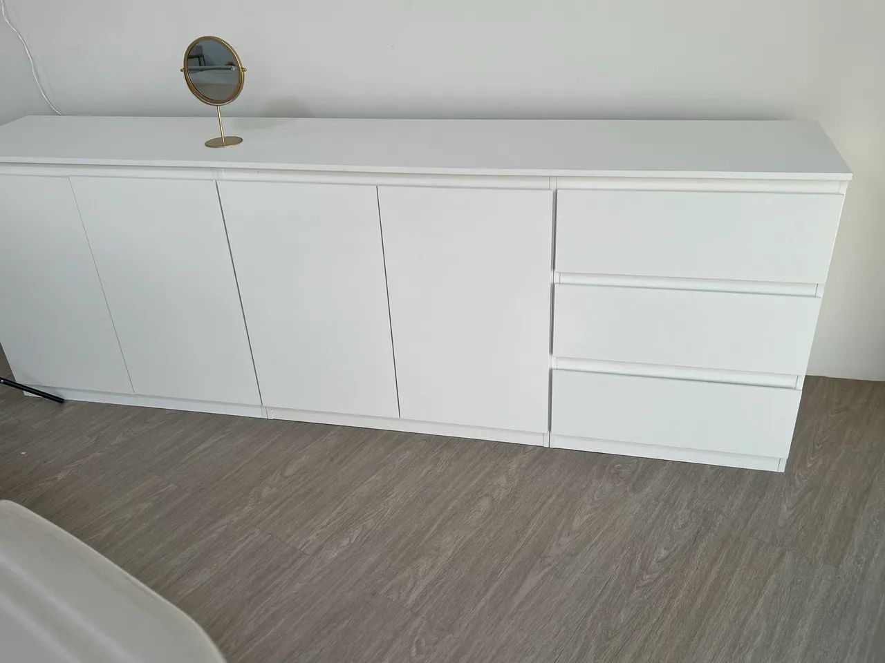 Balcão branco 