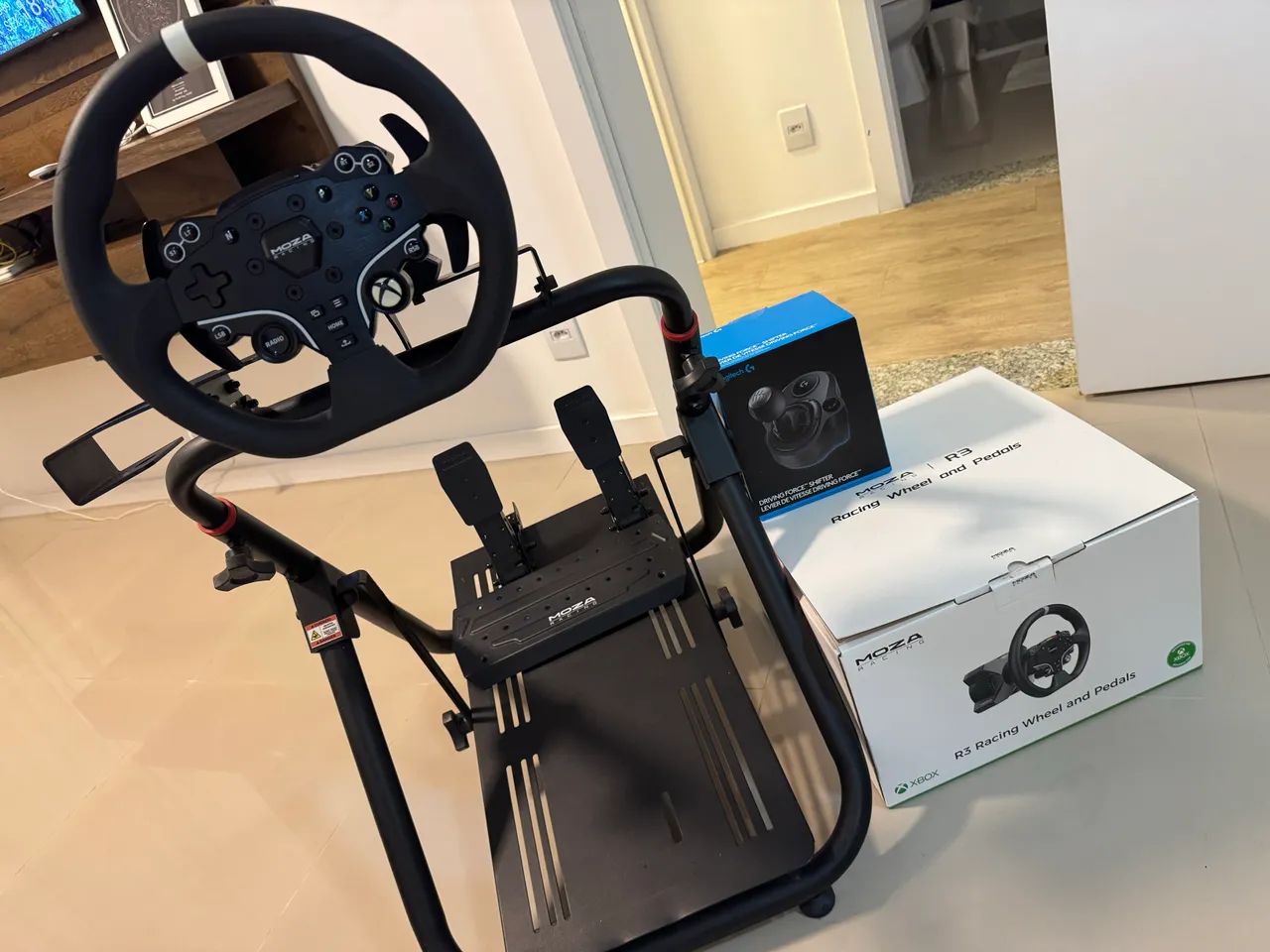 Moza R3 Bundle + Suporte SXT V2 + Câmbio Logitech - Foto 5