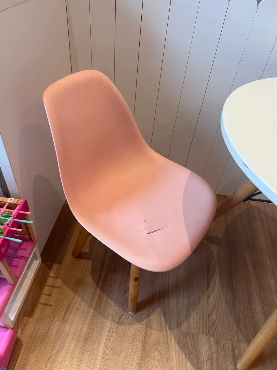 Mesa e cadeira infantil eames  - Foto 2