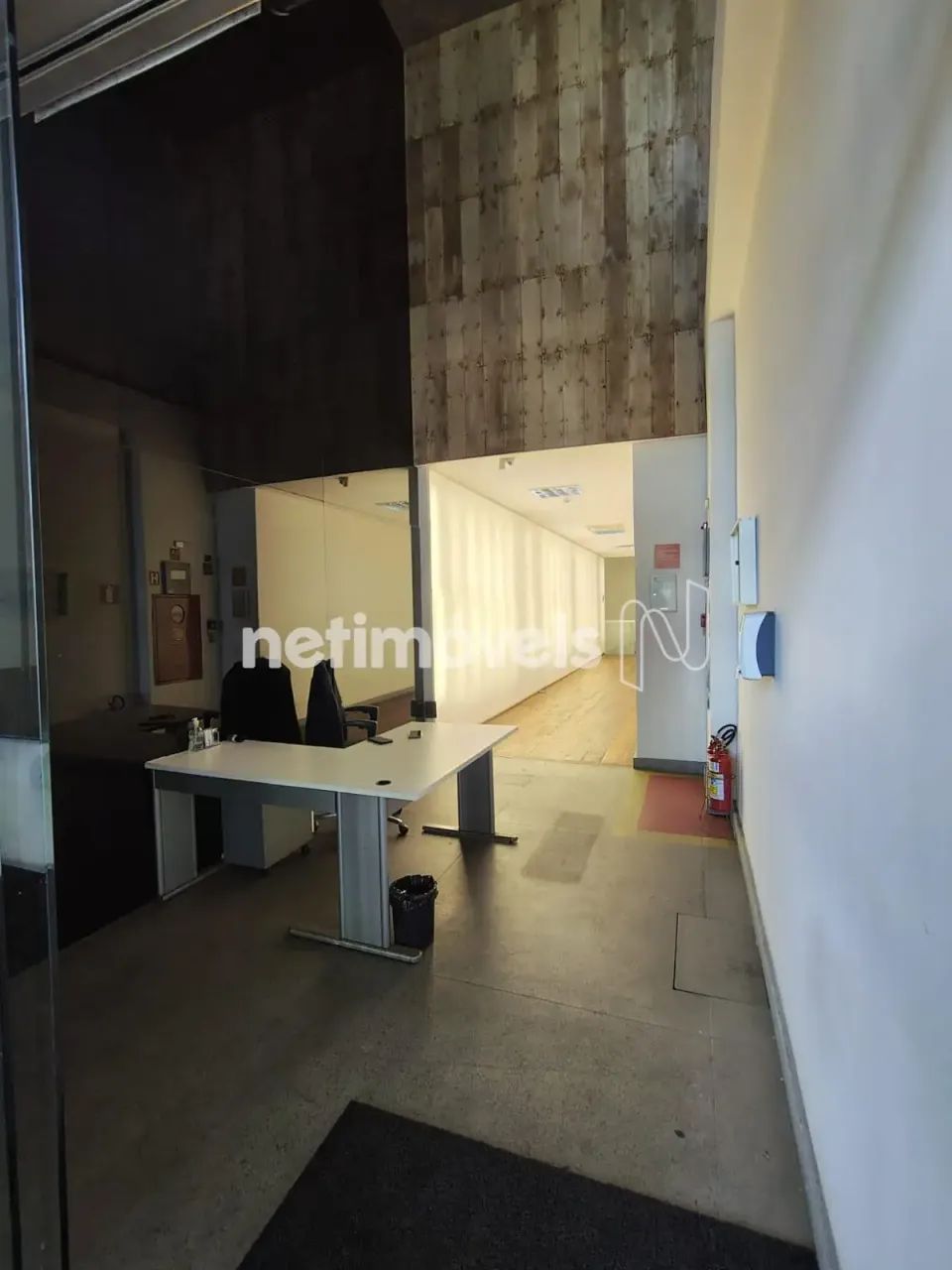 Duas Excelentes Salas Comerciais no Corredor da Vitória  480 m²; - Foto 2