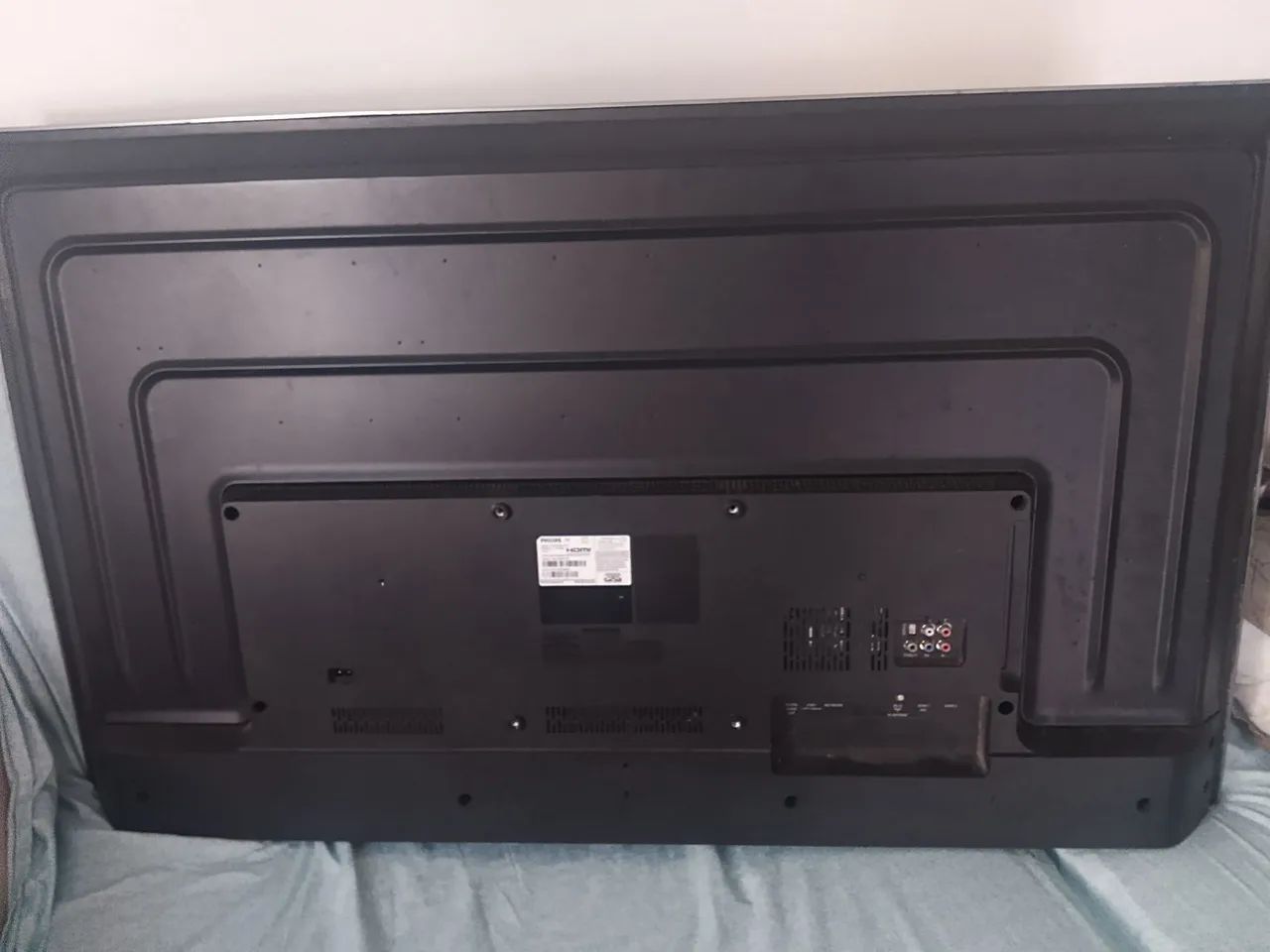Vendo televisão com defeito para utilizar as peças  - Foto 2